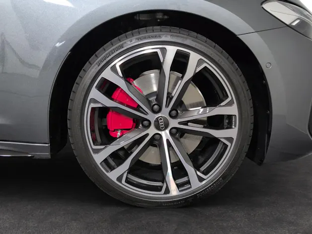 Audi A5 Avant e-hybrid quattro 270 kW S tronic