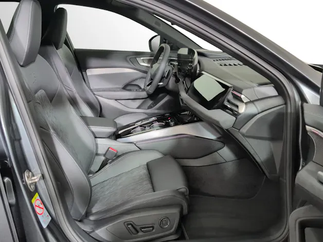 Audi A5 Avant e-hybrid quattro 270 kW S tronic