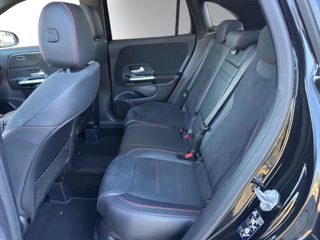 MERCEDES-BENZ GLA 250e AMG Line 8G-DCT