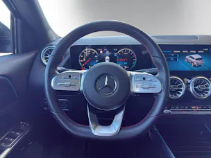 Mercedes-Benz GLA 250e AMG Line 8G-DCT