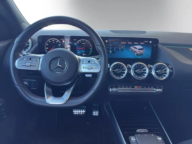 MERCEDES-BENZ GLA 250e AMG Line 8G-DCT