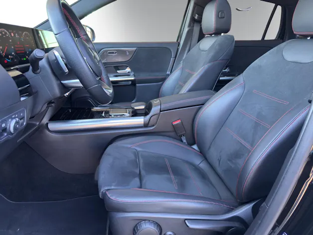 MERCEDES-BENZ GLA 250e AMG Line 8G-DCT