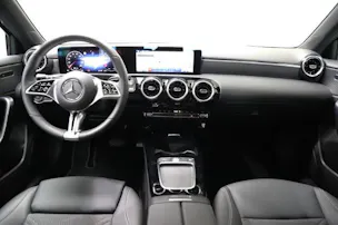 Mercedes-Benz A 200 7G-DCT