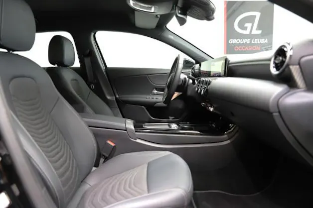 MERCEDES-BENZ A 200 7G-DCT