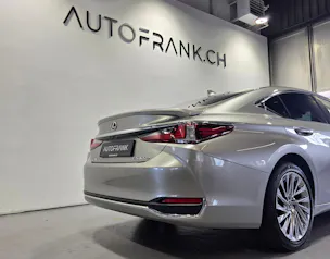 Lexus ES 300h Excellence