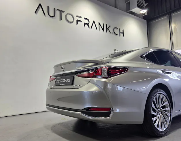 Lexus ES 300h Excellence