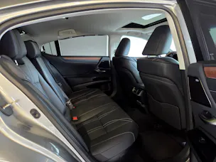 Lexus ES 300h Excellence