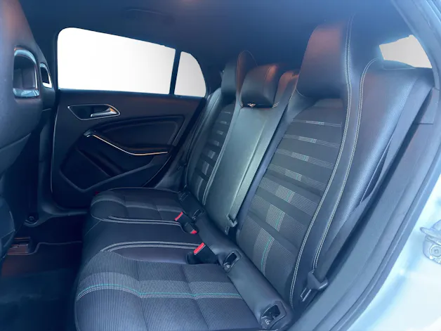 Mercedes-Benz CLA Shooting Brake 200 Night Star 7G-DCT