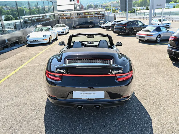 PORSCHE 911 Carrera 4S Cabrio PDK