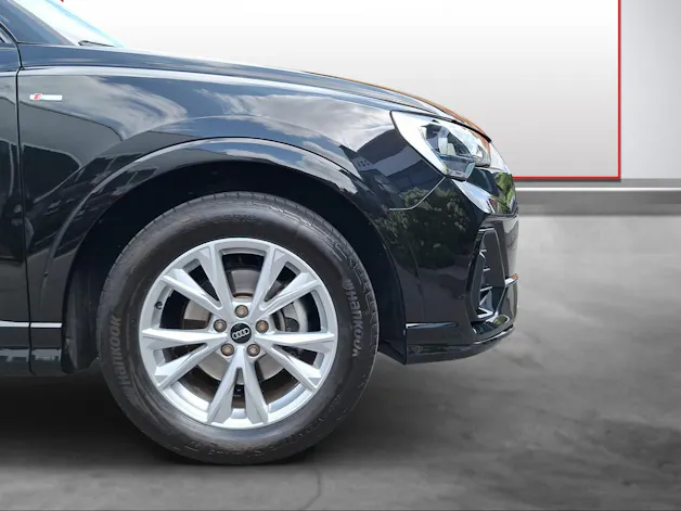 AUDI Q3 35 TFSI S line S-tronic