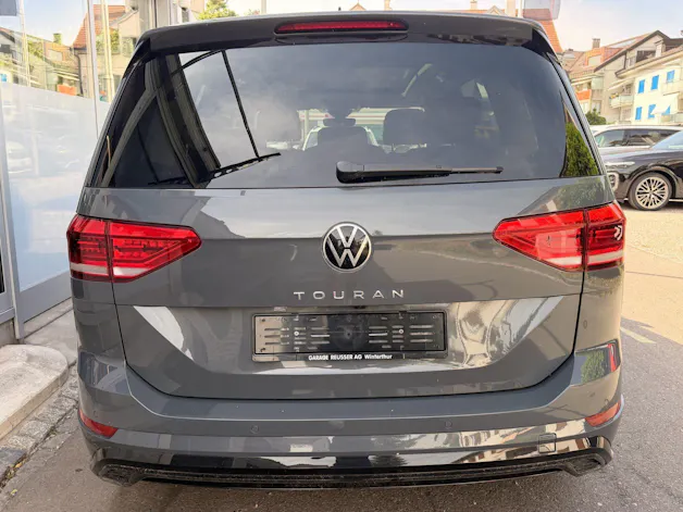 VW Touran 1.5 TSI Highline R-LINE *** TOPAUSGESTATTETER FAMILIENWAGEN ***