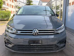 VW Touran 1.5 TSI Highline R-LINE *** TOPAUSGESTATTETER FAMILIENWAGEN ***