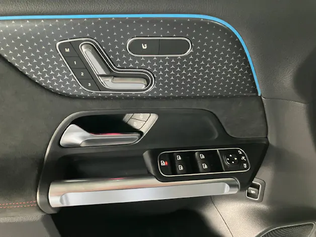 Mercedes-Benz EQB 350 Excellence AMG Line 4MATIC