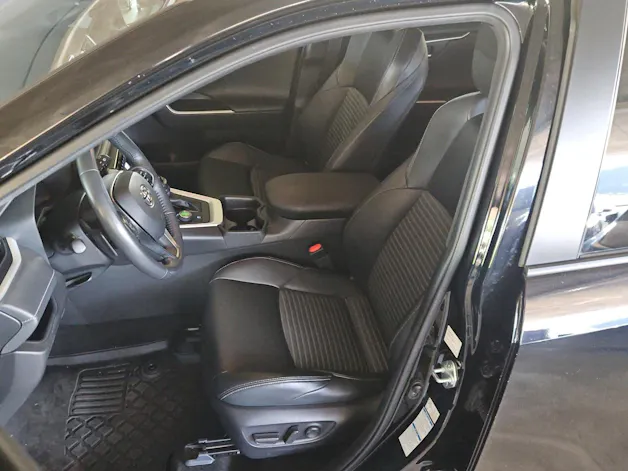 Toyota RAV4 2.5 HEV Black Edition