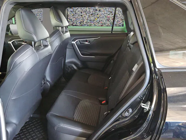 Toyota RAV4 2.5 HEV Black Edition