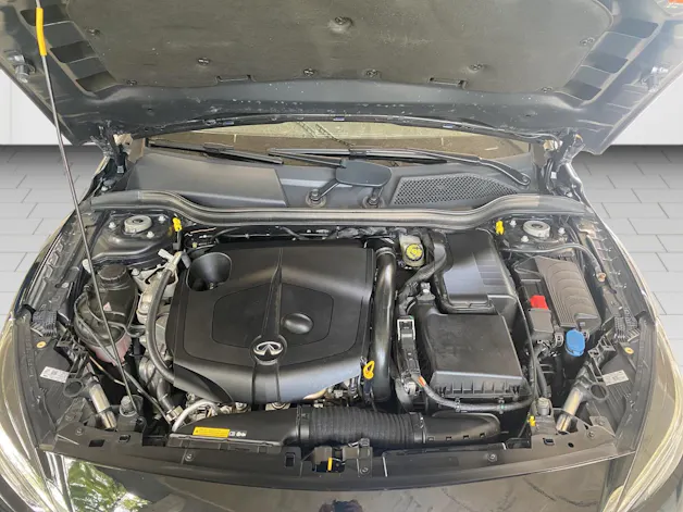 Infiniti Q30 2.2d Luxe AWD DCT