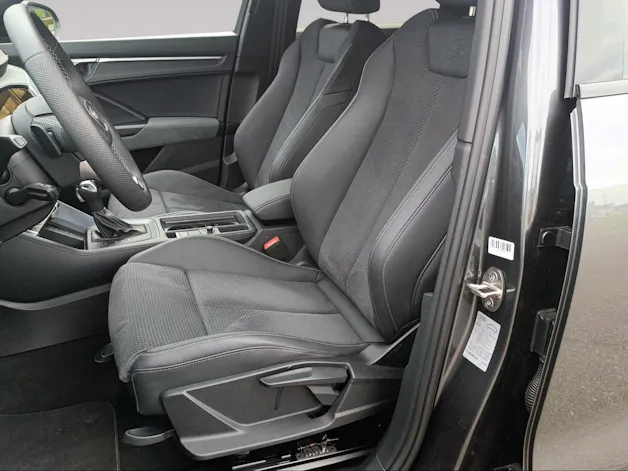 Audi Q3 40 TDI S line quattro S-tronic