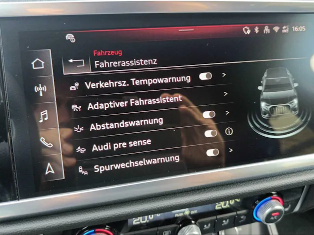Audi Q3 40 TDI S line quattro S-tronic