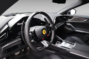 Ferrari Purosangue 6.5 V12