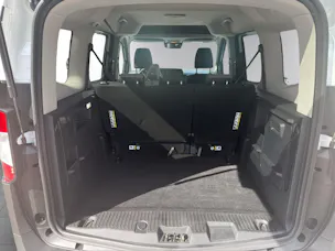 Ford Tourneo Courier 1.0 EcoBoost Titanium Automat
