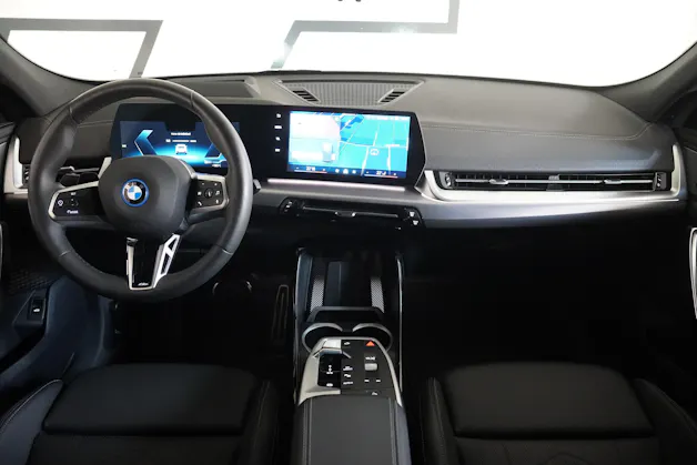 BMW iX2 xDrive 30 M Sport
