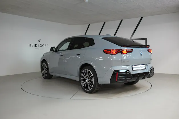 BMW iX2 xDrive 30 M Sport