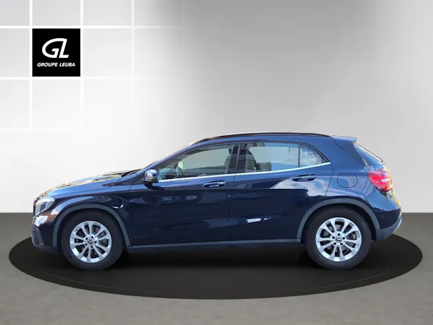 Mercedes-Benz GLA 220 4Matic 7G-DCT