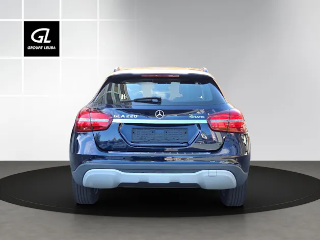 Mercedes-Benz GLA 220 4Matic 7G-DCT