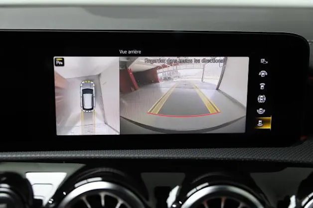 MERCEDES-BENZ CLA SB 250 AMG Line 4M 7G