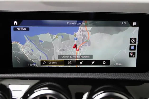 MERCEDES-BENZ CLA SB 250 AMG Line 4M 7G