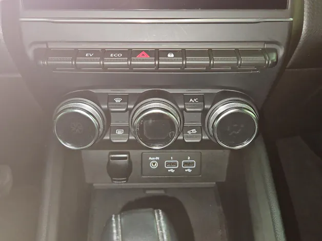 Renault Clio 1.6 E-Tech Intens