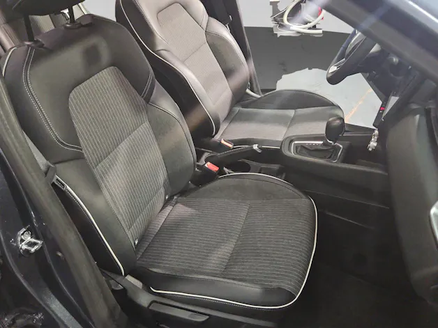 Renault Clio 1.6 E-Tech Intens