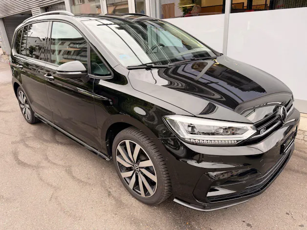 VW Touran 1.5 TSI Highline R-LINE *** TOPAUSGESTATTETER FAMILIENWAGEN ***