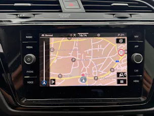 VW Touran 1.5 TSI Highline R-LINE *** TOPAUSGESTATTETER FAMILIENWAGEN ***