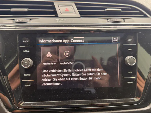 VW Touran 1.5 TSI Highline R-LINE *** TOPAUSGESTATTETER FAMILIENWAGEN ***