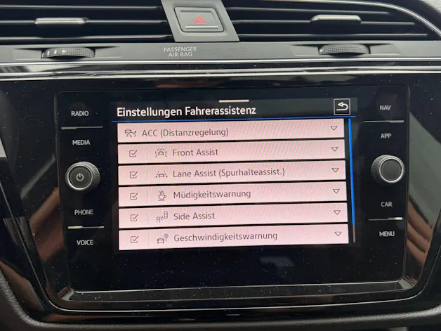 VW Touran 1.5 TSI Highline R-LINE *** TOPAUSGESTATTETER FAMILIENWAGEN ***