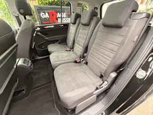 VW Touran 1.5 TSI Highline R-LINE *** TOPAUSGESTATTETER FAMILIENWAGEN ***