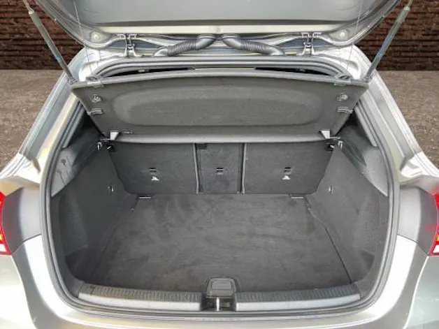 Mercedes-Benz A 200 AMG Line