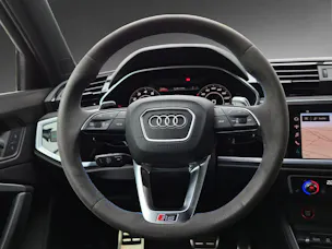 Audi RS Q3 2.5 TFSI quattro S tronic