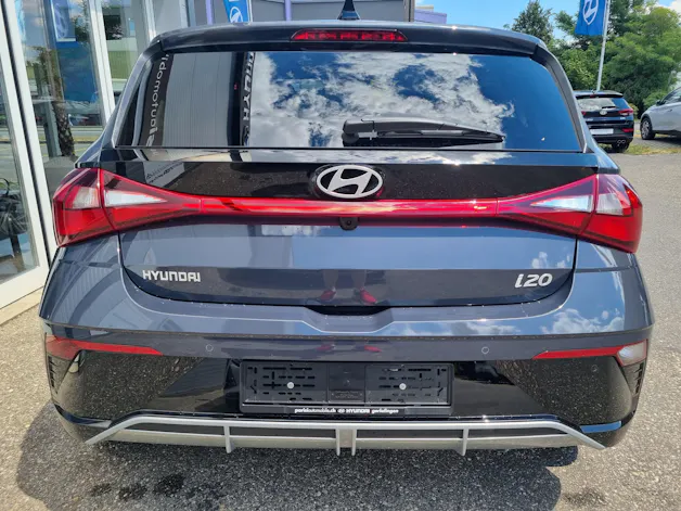 Hyundai i20 1.0 T-GDi Amplia DCT