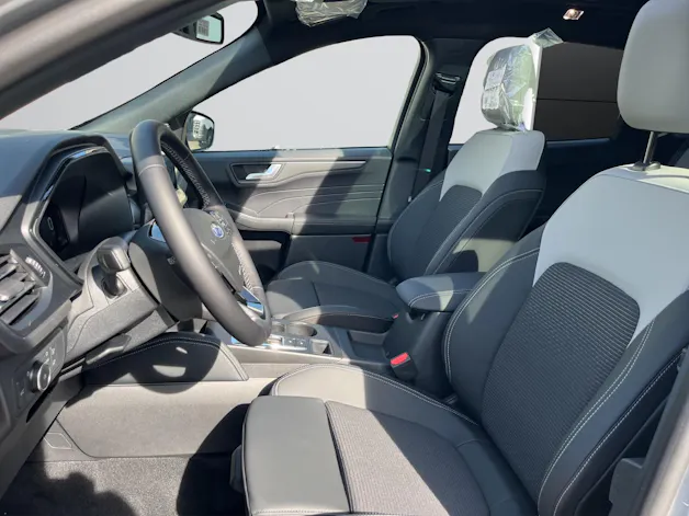 Ford Kuga 2.5 FHEV Sound Edition 4WD