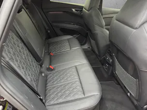 Audi Q4 e-tron 55 quattro