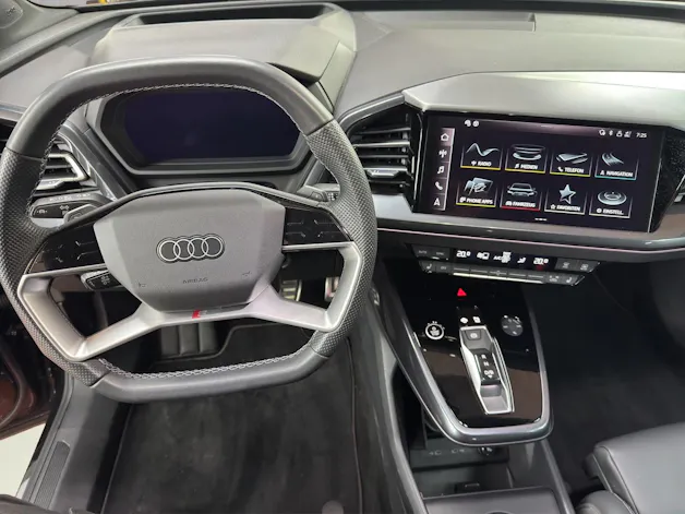 Audi Q4 e-tron 55 quattro
