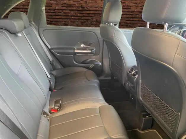 Mercedes-Benz B 200 7G-DCT