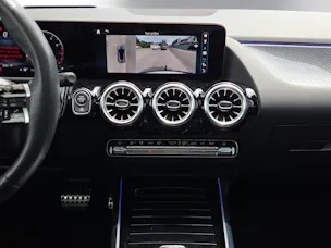 Mercedes-Benz GLA 250 4Matic 8G-DCT Swiss Star