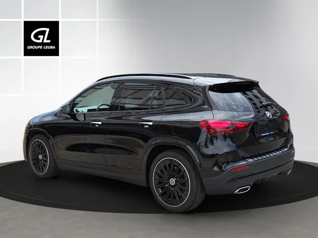 Mercedes-Benz GLA 250 4Matic 8G-DCT Swiss Star