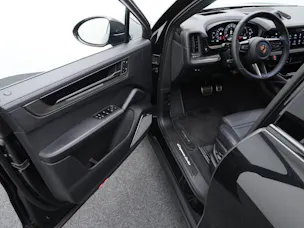 Porsche Cayenne Turbo E-Hybrid Coupé mit GT-Paket