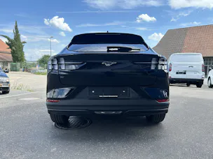 Ford Mustang MACH-E RWD 72.6 kWh