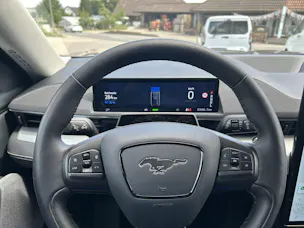 Ford Mustang MACH-E RWD 72.6 kWh