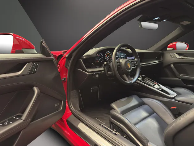 Porsche 911 Carrera 4 PDK